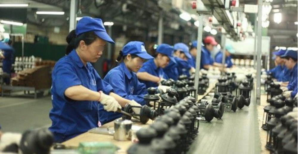 Chế độ đối với người lao động trong cơ sở công nghiệp quốc phòng, an ninh nòng cốt